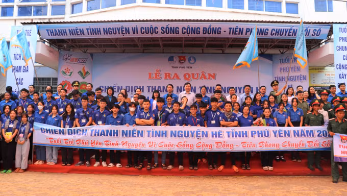 Tình nguyện hè 2023: Thanh niên Phú Yên tiên phong chuyển đổi số ảnh 1